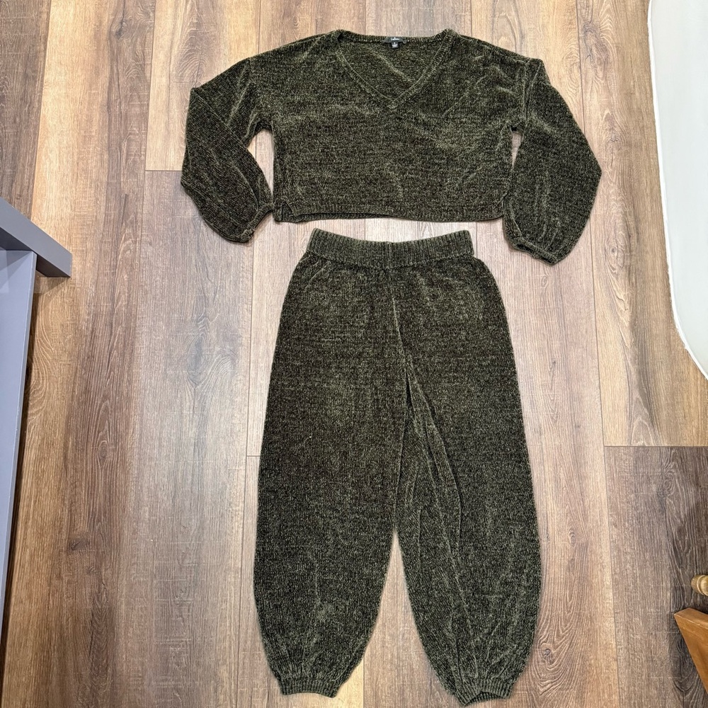 Lulus Weekend Chiller Green Chenille Knit Lounge Joggers